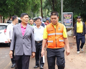 นายกเทศมนตรีเมืองแจระแม ลงพื้นที่จุดตรวจประเมินสถานการณ์พื้นที่เสี่ยงภัยน้ำท่วม ร่วมกับนายมนต์สง่า ลีลาศสง่างาม หัวหน้าสำนักงานป้องกันและบรรเทาสาธารณภัย จังหวัดอุบลราชธานี ปลัดอำเภอเมืองอุบลราชธานี โครงการชลประทานจังหวัดอุบลราชธานี